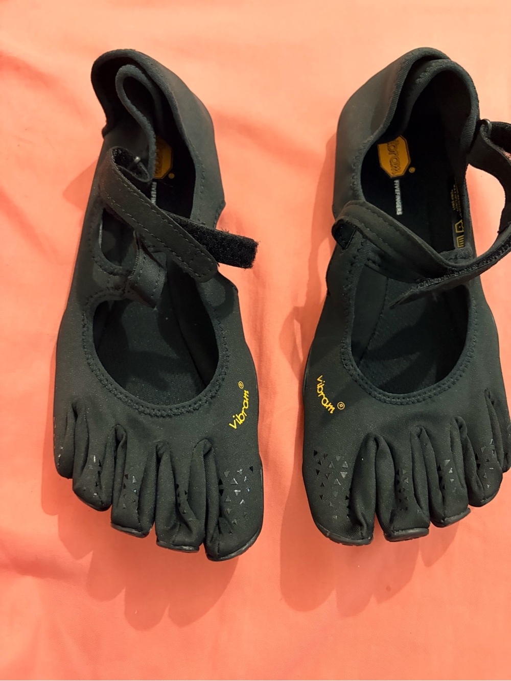 Vibram Women's Black Five-Toe Strap Athletic Shoes